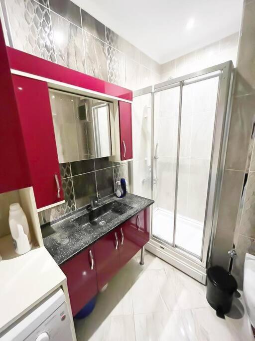 House In The Center Of Kadikoy Apartment Istanbul Exterior photo